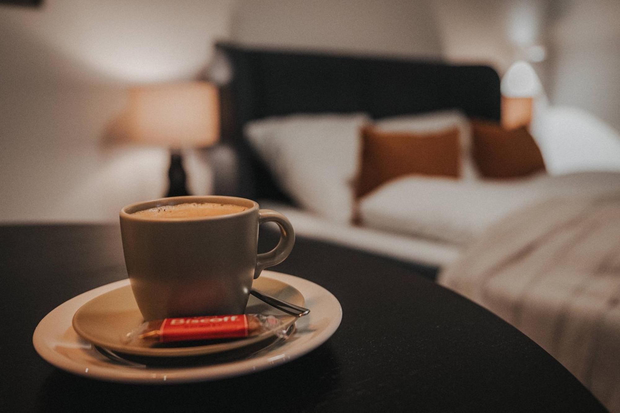 Downtown Apartment Mit Luxusbad Am Hafen Nur 5 Minuten Zu Fuss In Die Innenstadt Und Zum Bahnhof! โอลเดนบวร์ก ภายนอก รูปภาพ