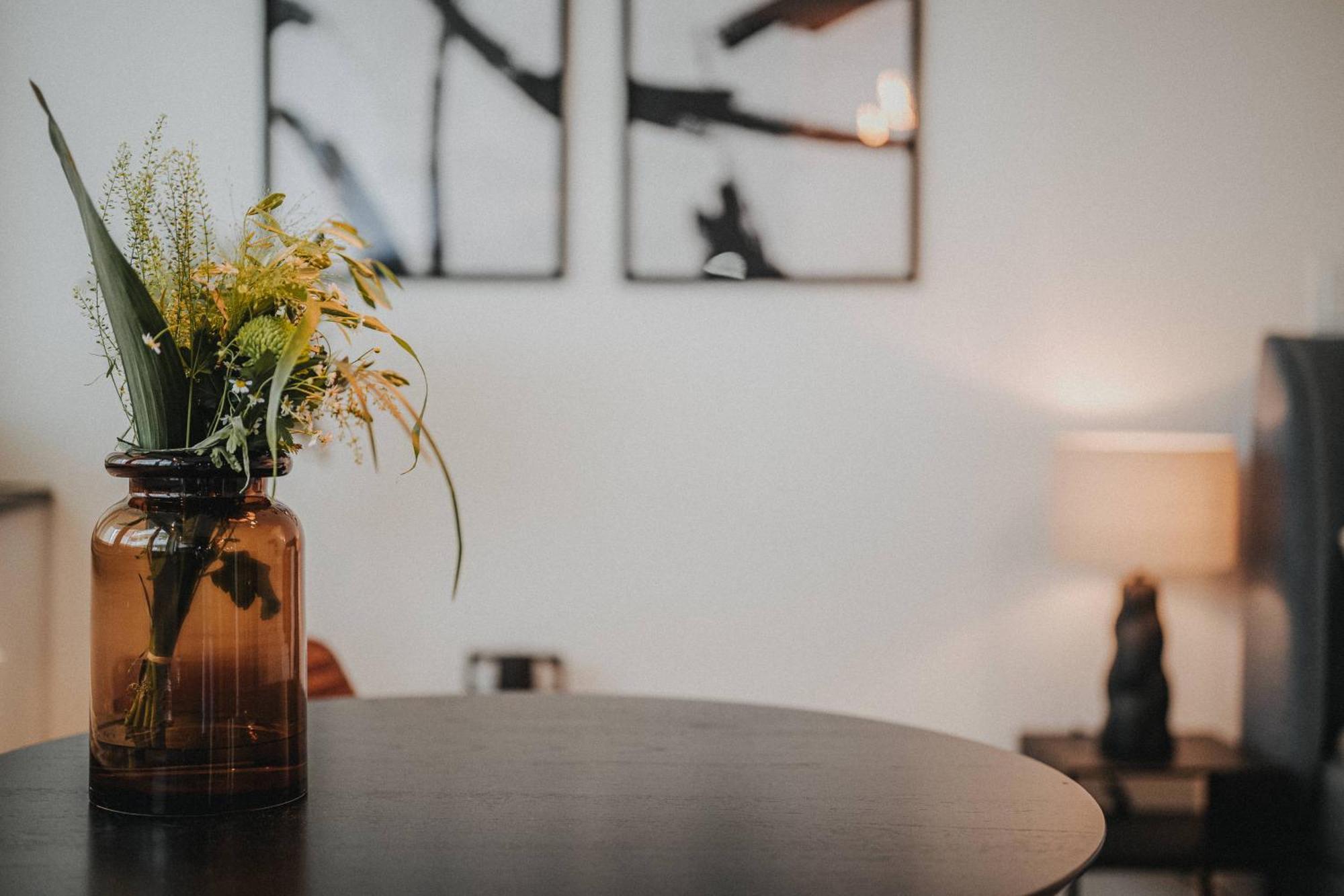 Downtown Apartment Mit Luxusbad Am Hafen Nur 5 Minuten Zu Fuss In Die Innenstadt Und Zum Bahnhof! โอลเดนบวร์ก ภายนอก รูปภาพ